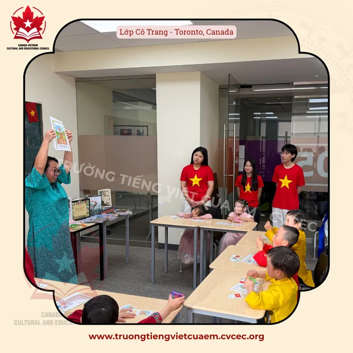 Lớp Cô Trang, Toronto, Canada: buổi học tiếng Việt tương tác